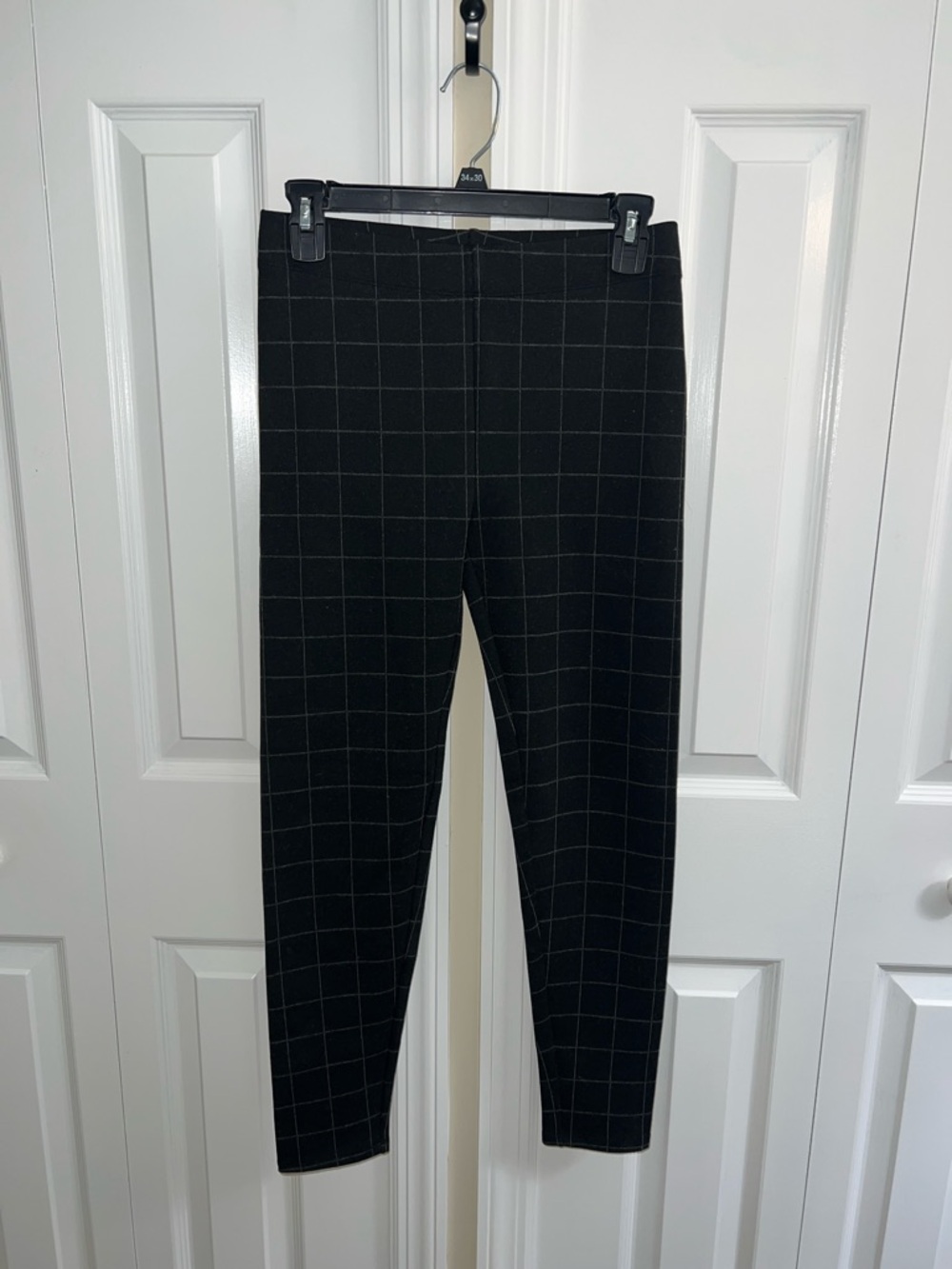 Ann Taylor knit leggings